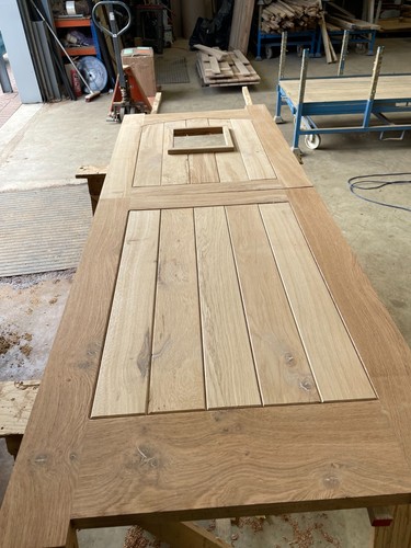 Solid oak stable - oak,