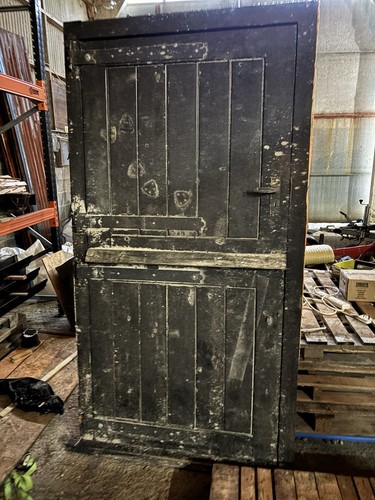 Stable door frame - frame, in